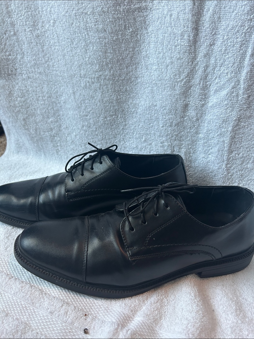 Stafford Black Men's Lace-Up Oxfords